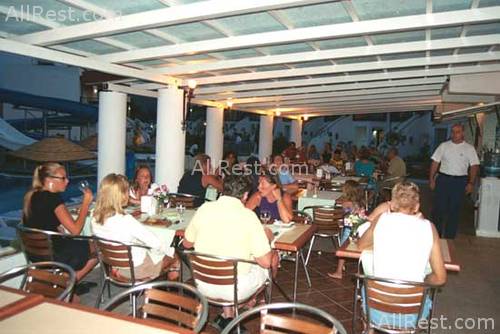 Izer Beach Club 22